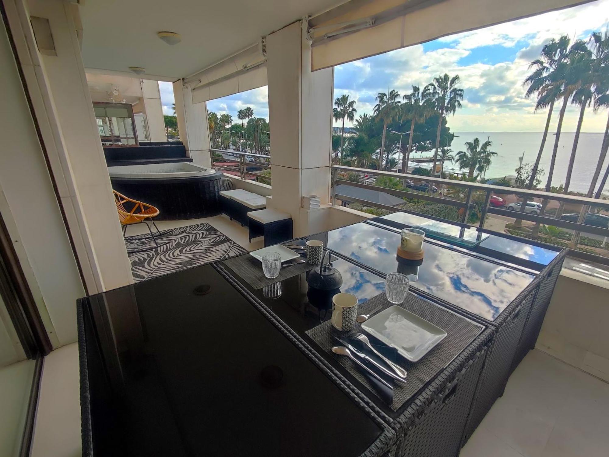Superbe Vue Panoramique Sur La Appartement *